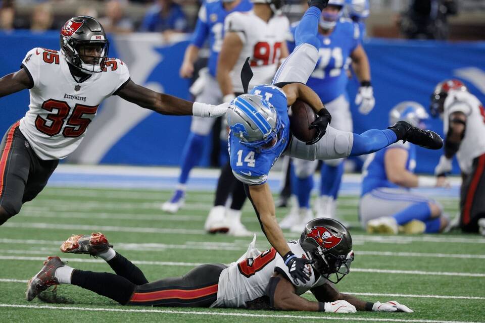 Detroit Lions - Tampa Bay Buccaneers Detroit Lions - Tampa Bay Buccaneers