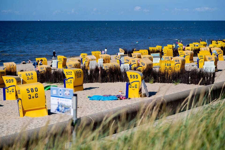 Strand von Duhnen an der Nordseeküste Strand von Duhnen an der Nordseeküste