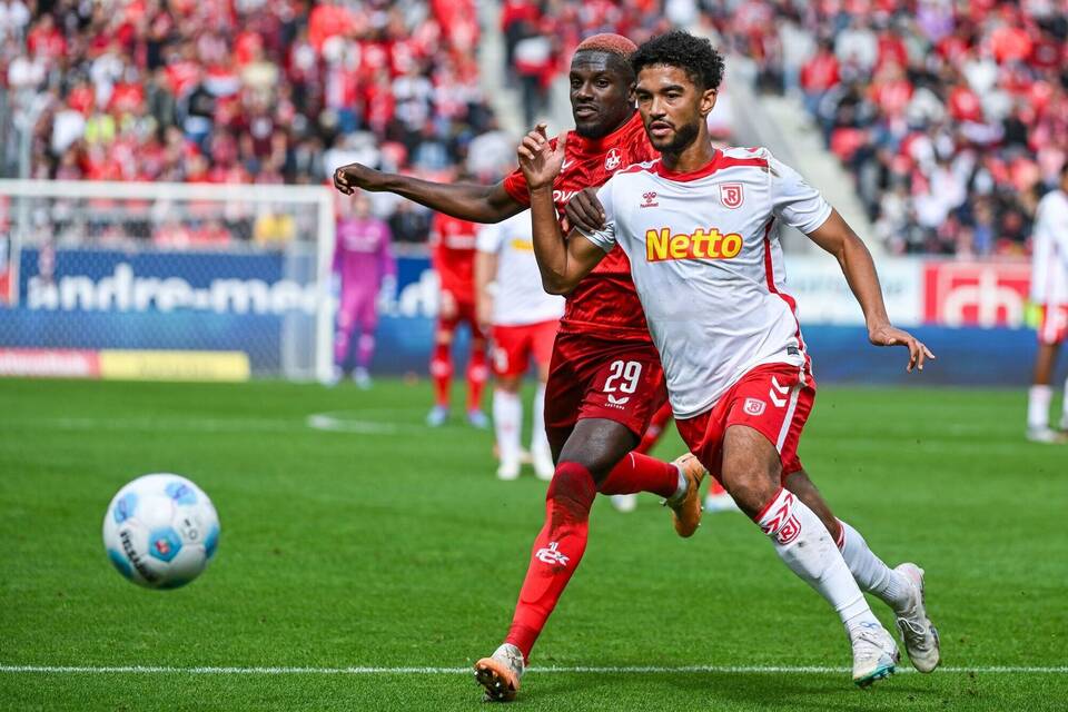 Jahn Regensburg - 1. FC Kaiserslautern Jahn Regensburg - 1. FC Kaiserslautern
