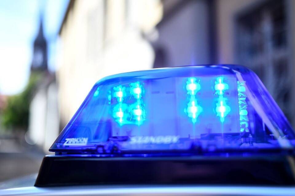 Polizei - Symbolbild Polizei - Symbolbild