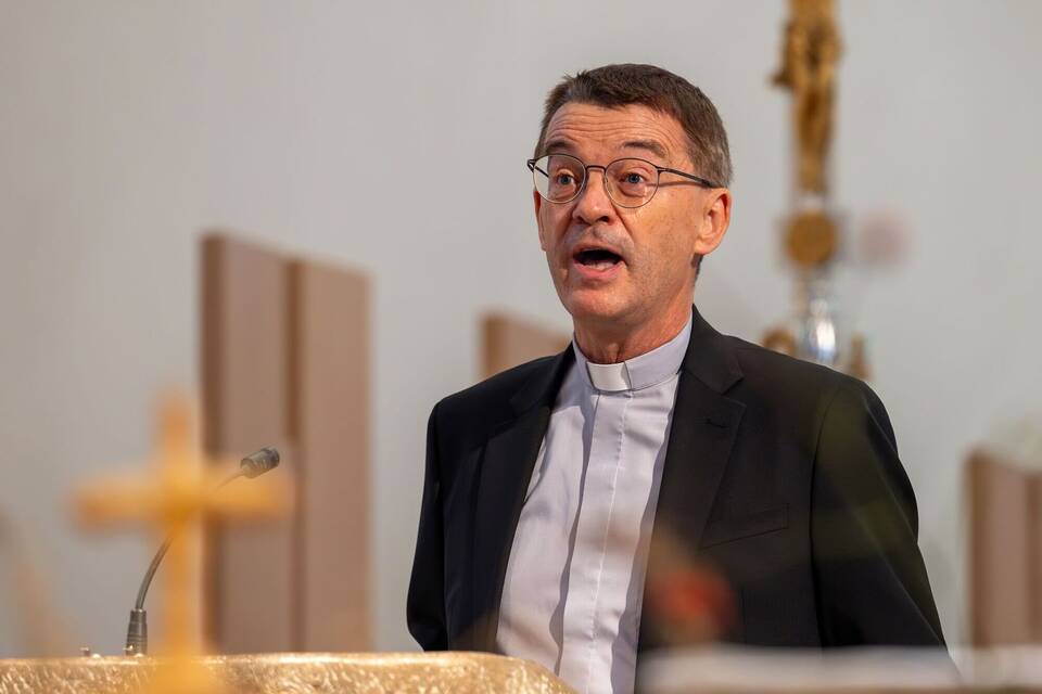 Krämer ist zwölfter Bischof der Diözese Rottenburg-Stuttgart Krämer ist zwölfter Bischof der Diözese Rottenburg-Stuttgart