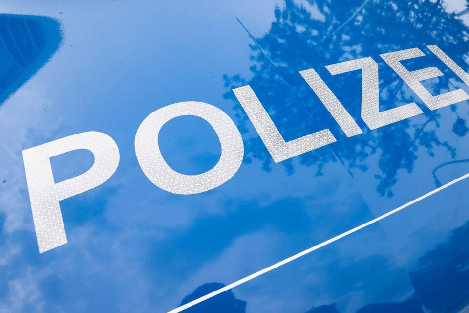 Polizei - Symbolbild Polizei - Symbolbild