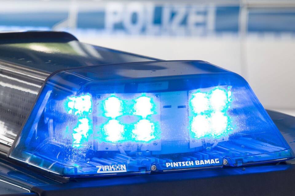 Polizei - Symbolbild Polizei - Symbolbild