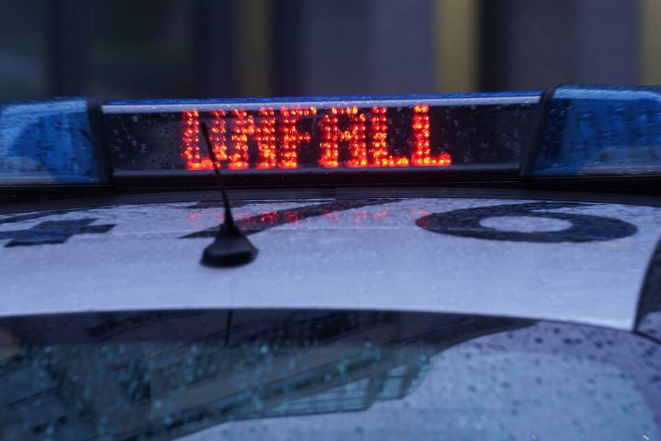 Polizei - Symbolbild Polizei - Symbolbild