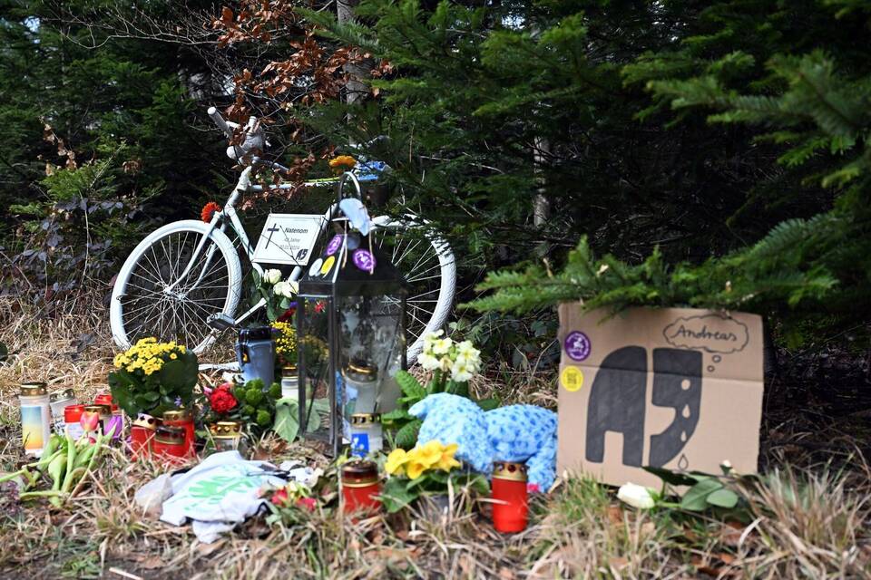 Gedenkstelle für bei Unfall gestorbenen Radaktivisten