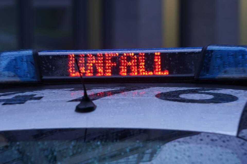Polizei - Symbolbild Polizei - Symbolbild