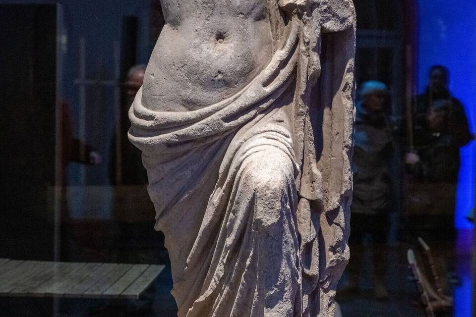Römische Göttin Salus im Landesmuseum Mainz Römische Göttin Salus im Landesmuseum Mainz