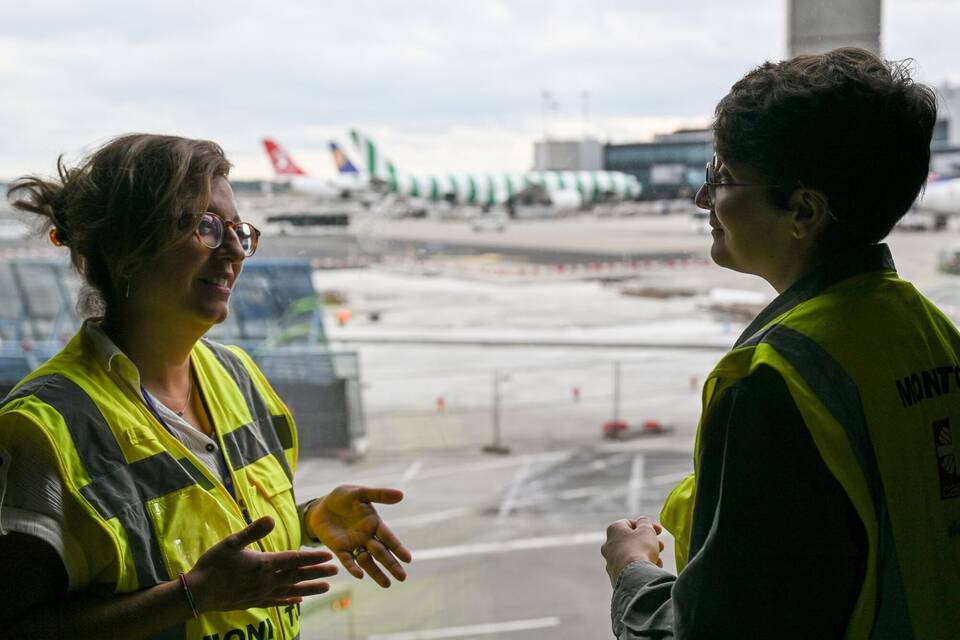 Kirchliche Abschiebebeobachter am Frankfurter Flughafen Kirchliche Abschiebebeobachter am Frankfurter Flughafen