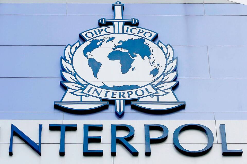 Interpol Interpol