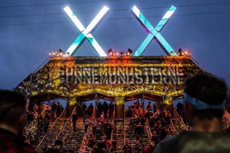 Elektro-Festival "SonneMondSterne"