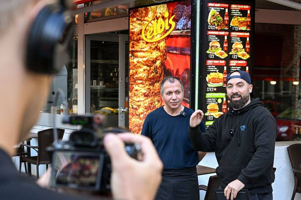 Berliner testet alle U-Bahn-Döner