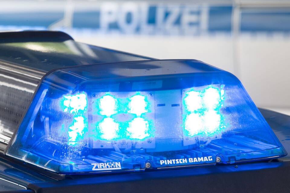 Polizei - Symbolbild Polizei - Symbolbild