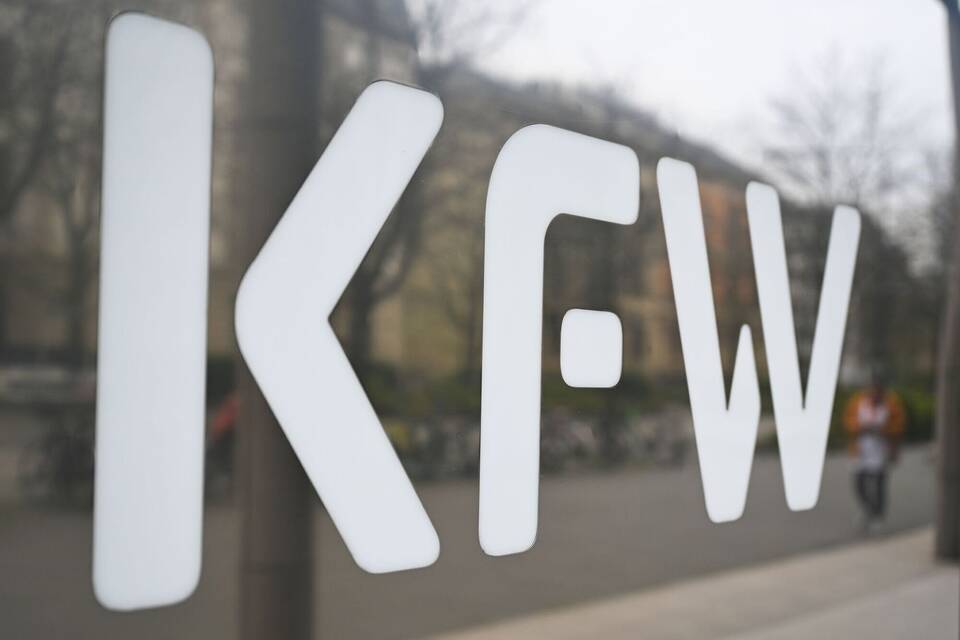 Förderbank KfW befragt alljährlich den Mittelstand Förderbank KfW befragt alljährlich den Mittelstand