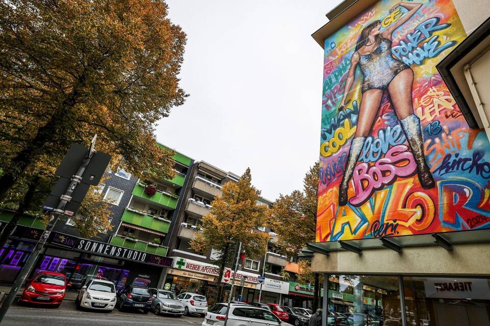 Taylor-Swift-Graffiti Taylor-Swift-Graffiti