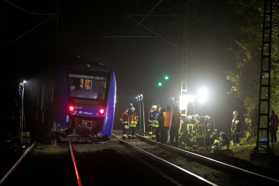 Regionalzug im Saarland entgleist Regionalzug im Saarland entgleist