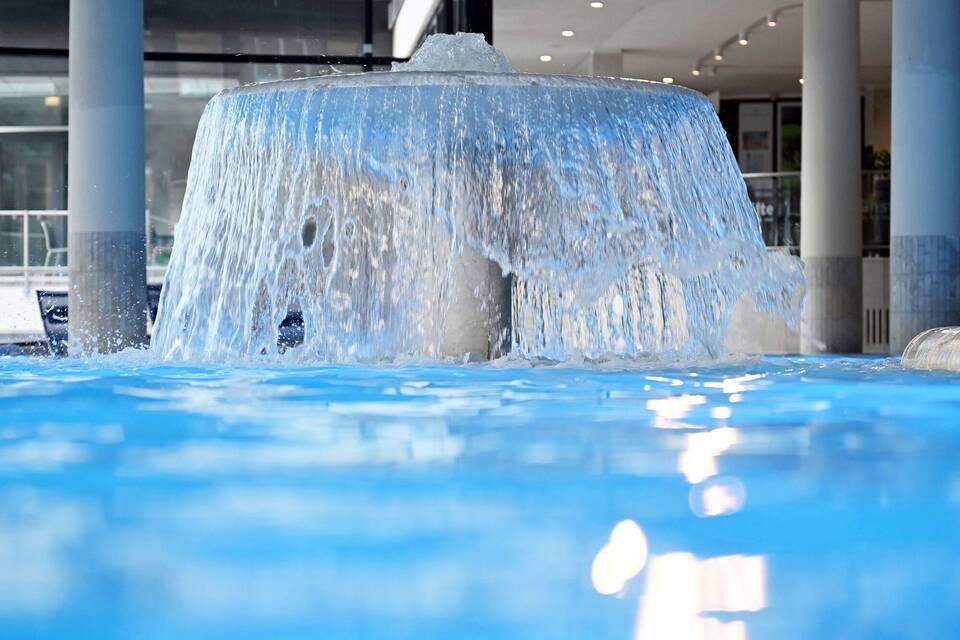 Therme mit Wasserpilz Therme mit Wasserpilz