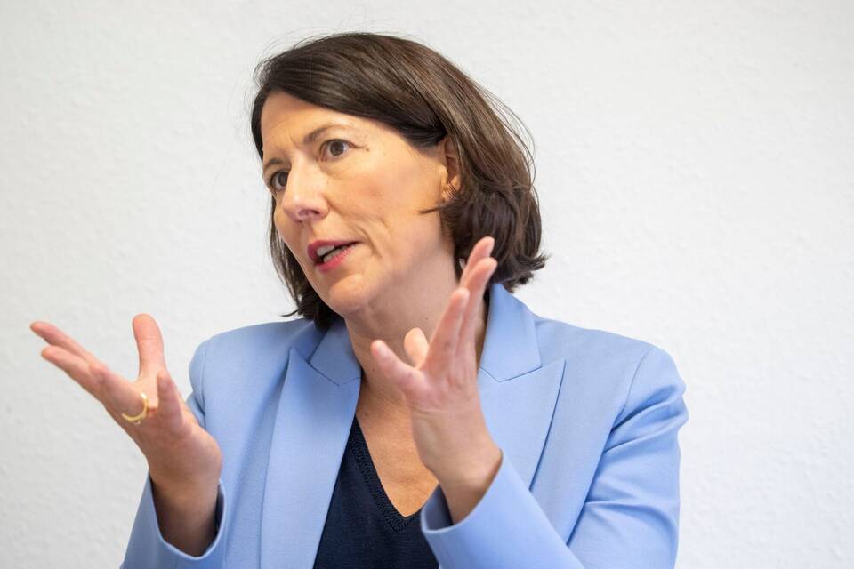 Verkehrsministerin Daniela Schmitt Verkehrsministerin Daniela Schmitt
