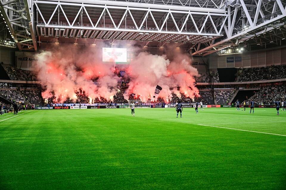 Stockholmer Derby abgebrochen Stockholmer Derby abgebrochen