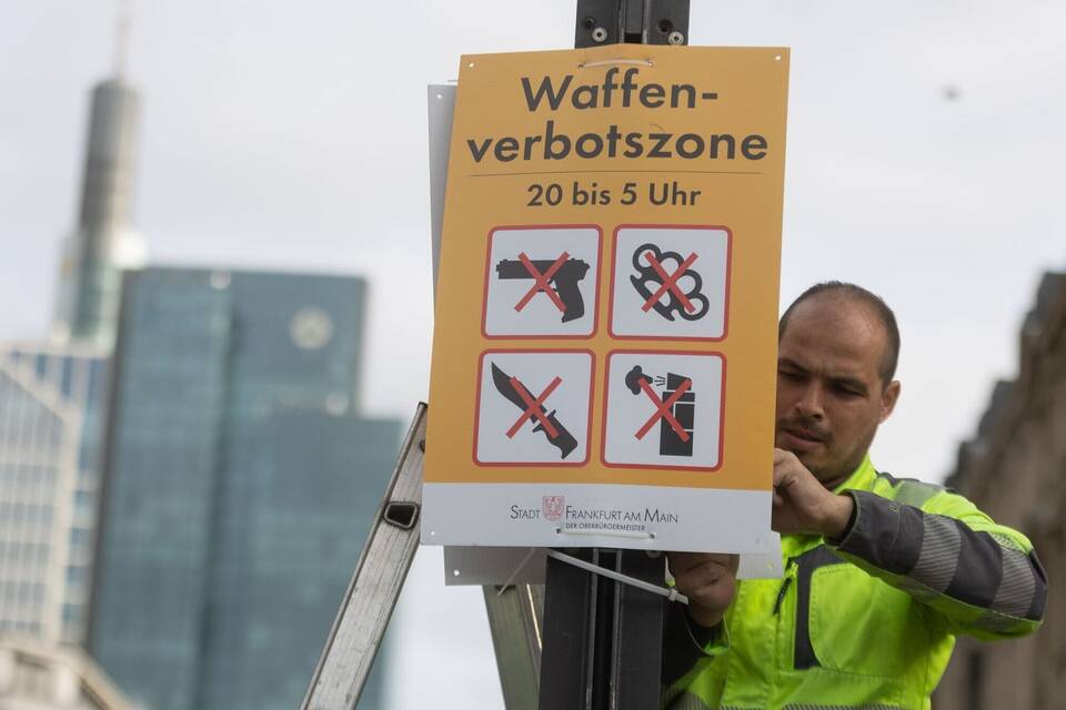 Waffenverbotszone in Frankfurt eingerichtet