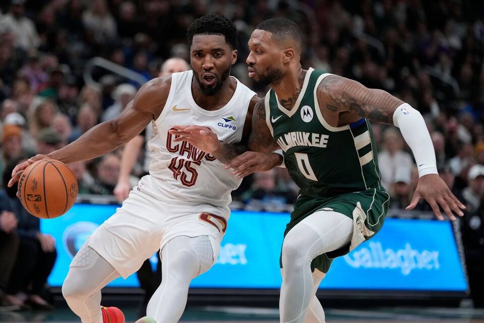 Milwaukee Bucks - Cleveland Cavaliers Milwaukee Bucks - Cleveland Cavaliers