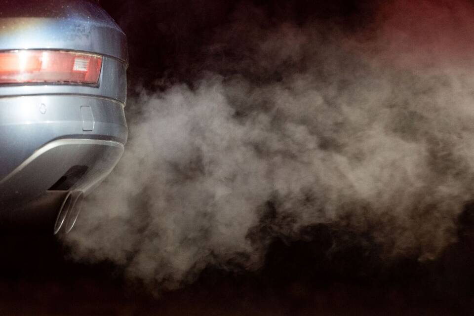 CO2-Ausstoß eines Verbrennerautos CO2-Ausstoß eines Verbrennerautos