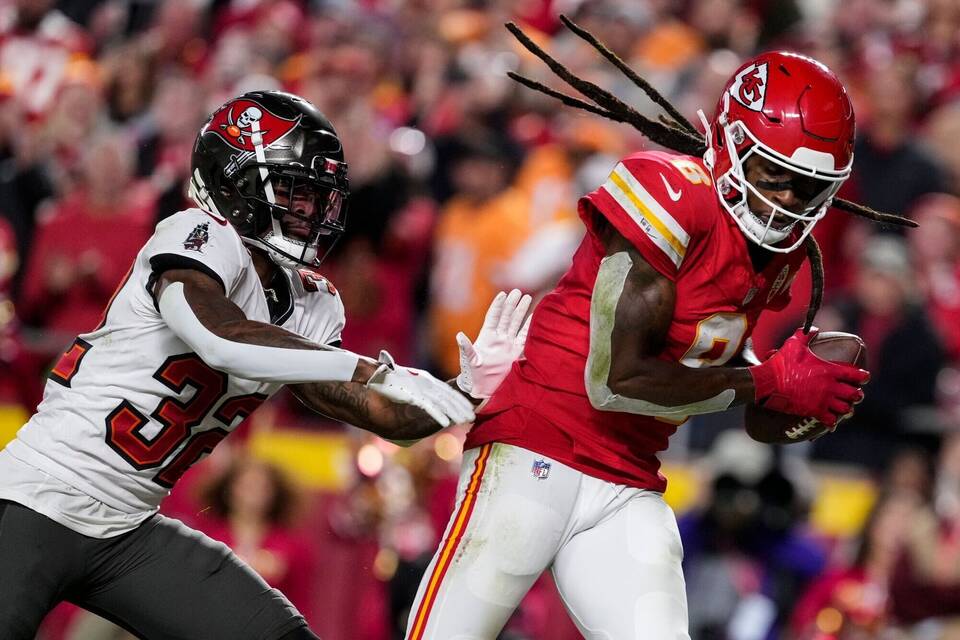 Kansas City Chiefs - Tampa Bay Buccaneers Kansas City Chiefs - Tampa Bay Buccaneers