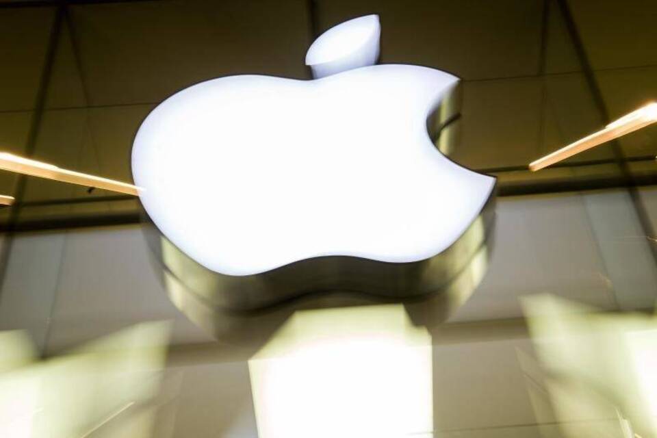 Apple-Logo Apple-Logo