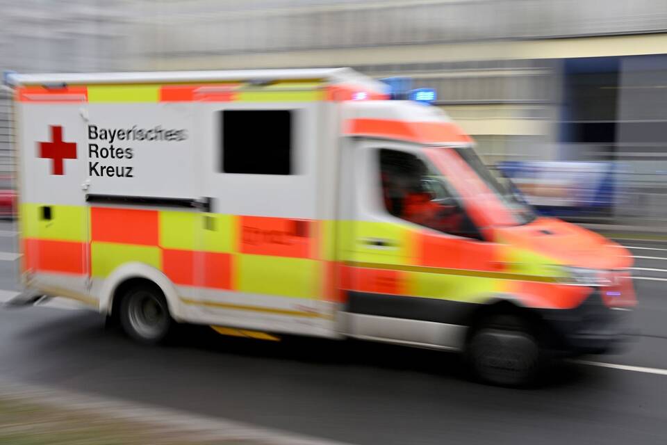 Krankenwagen Symbolbild Krankenwagen Symbolbild