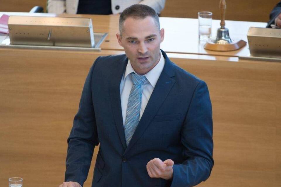 Sebastian Wippel Sebastian Wippel