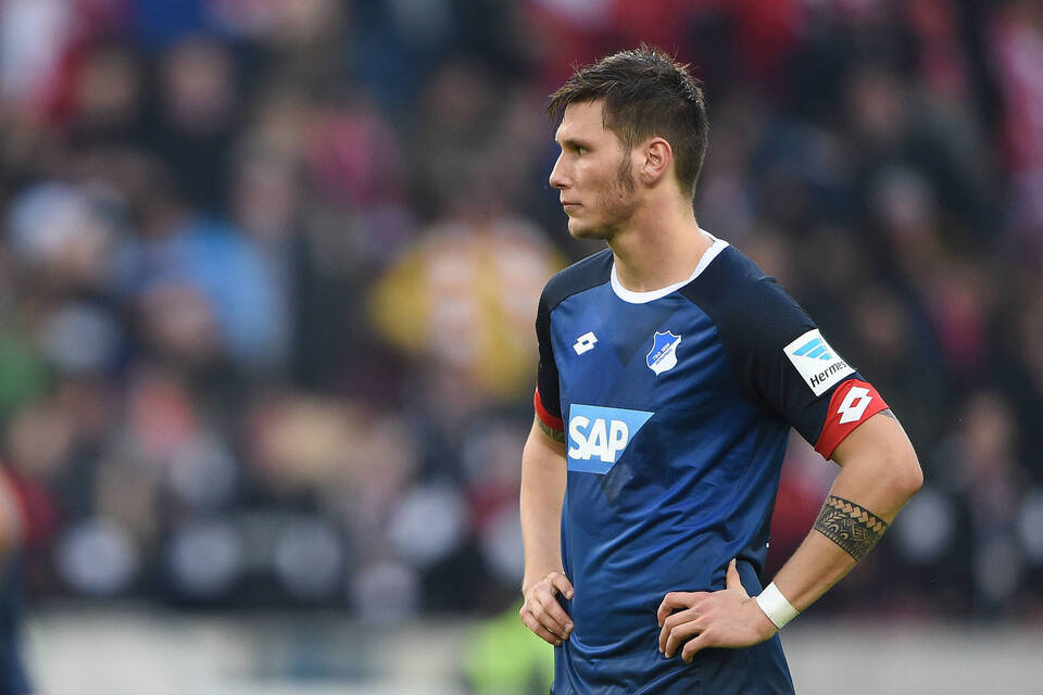 Süle debütiert und reist vorzeitig ab