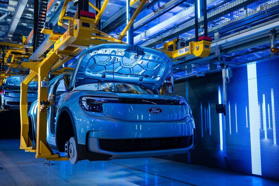 Ford Europa startet Serienproduktion seines ersten Elektroautos