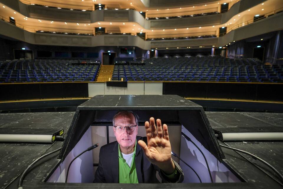 Opernsouffleur Uwe Sandner Opernsouffleur Uwe Sandner