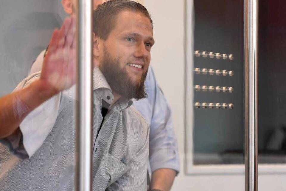 Prozessbeginn gegen Salafistenprediger Sven Lau Prozessbeginn gegen Salafistenprediger Sven Lau