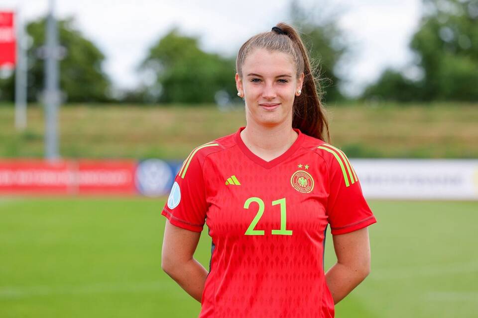 Ena Mahmutovic Ena Mahmutovic