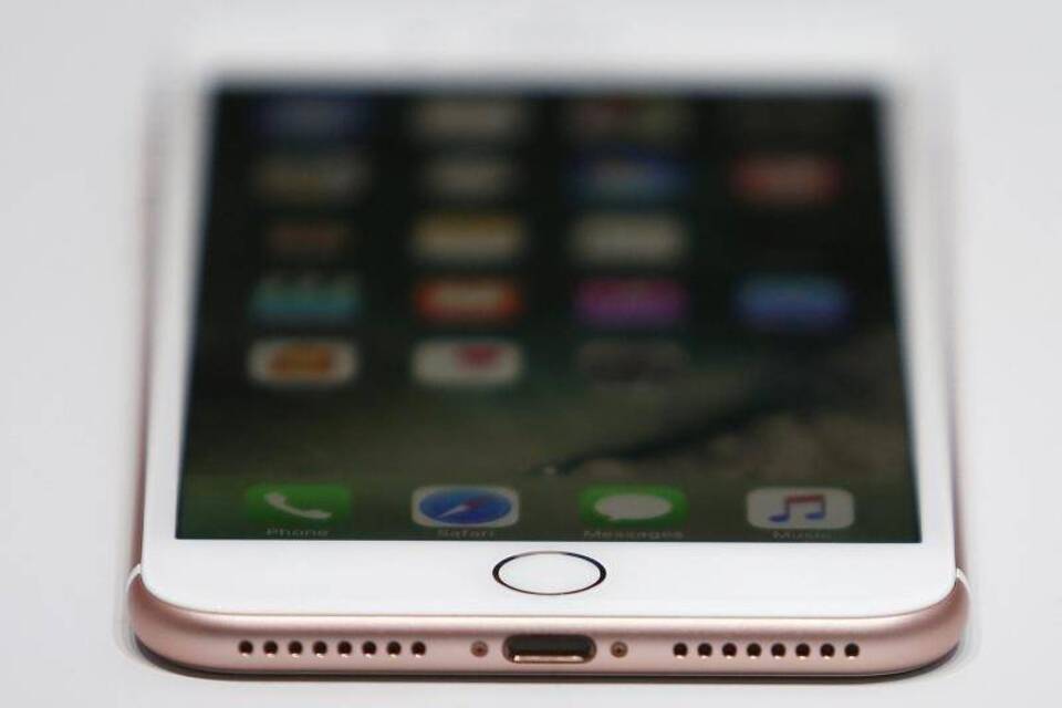 iPhone 7 iPhone 7