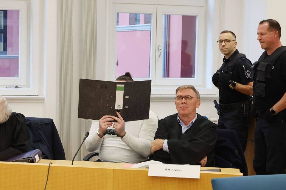 Beginn Prozess gegen mutmaßlichen Serienvergewaltiger Beginn Prozess gegen mutmaßlichen Serienvergewaltiger