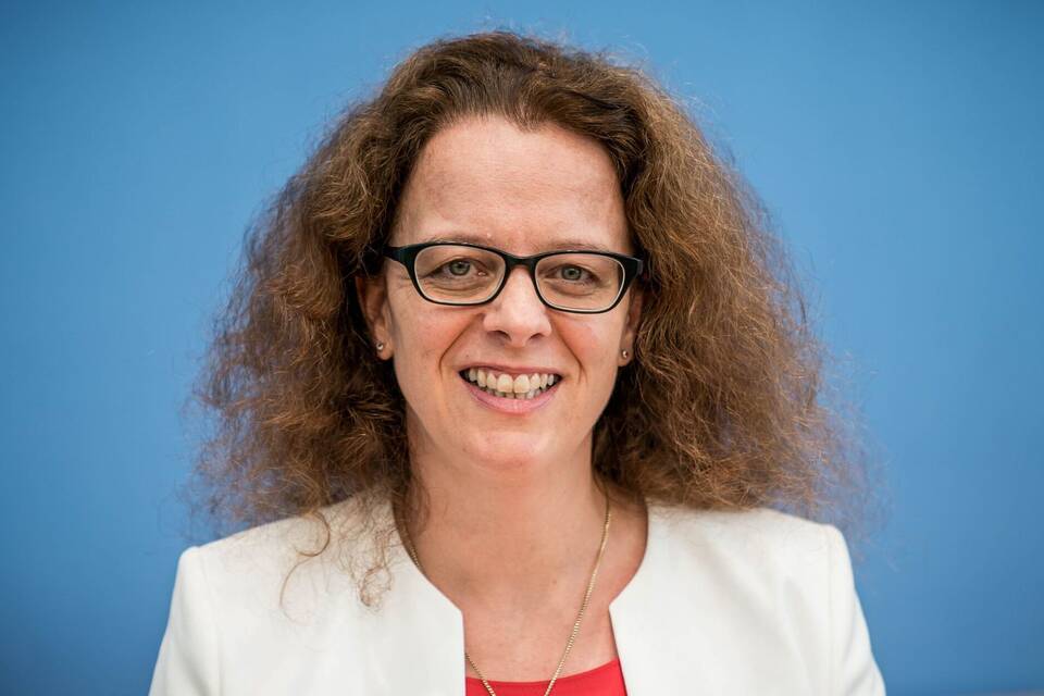 Isabel Schnabel Isabel Schnabel
