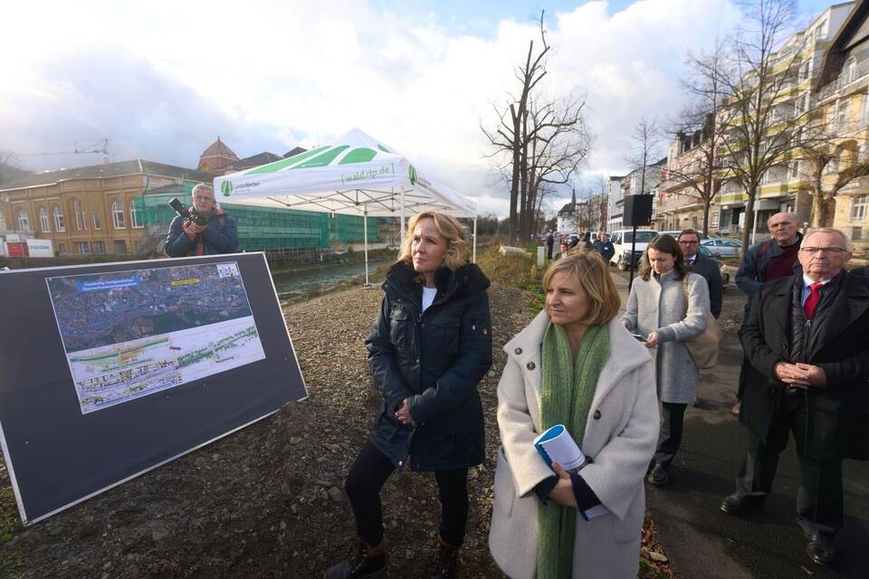 Exkursion ins Ahrtal mit Bundesumweltministerin Steffi Lemke