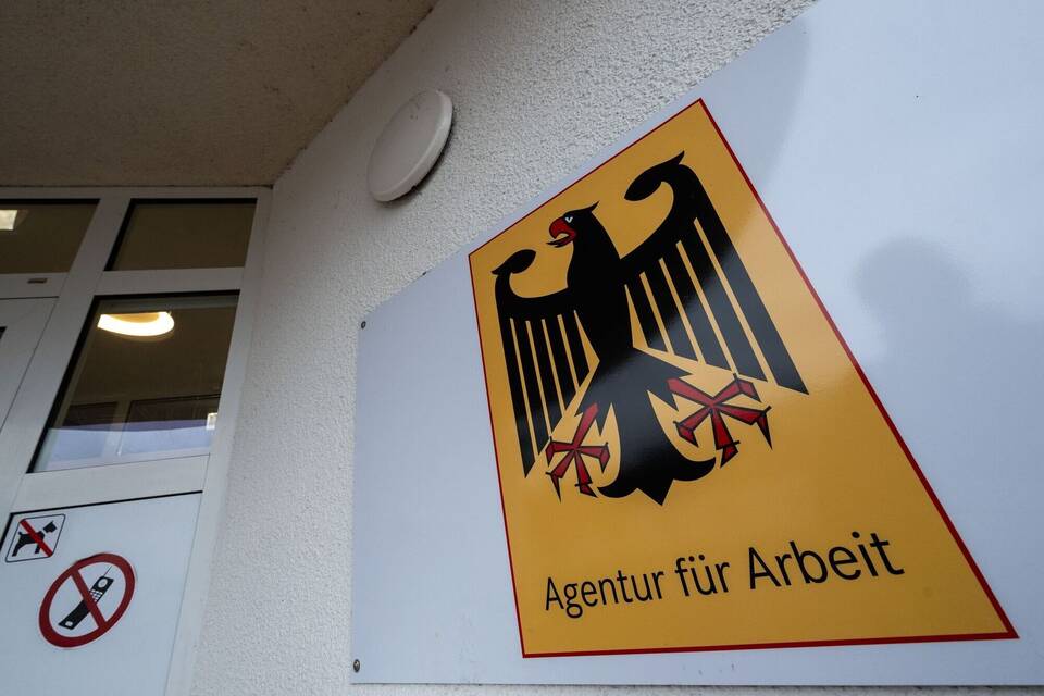 Die Bundesagentur für Arbeit veröffentlicht Zahlen für November. Die Bundesagentur für Arbeit veröffentlicht Zahlen für November.