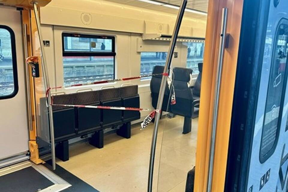 Mann bei Messerangriff in Zug verletzt Mann bei Messerangriff in Zug verletzt