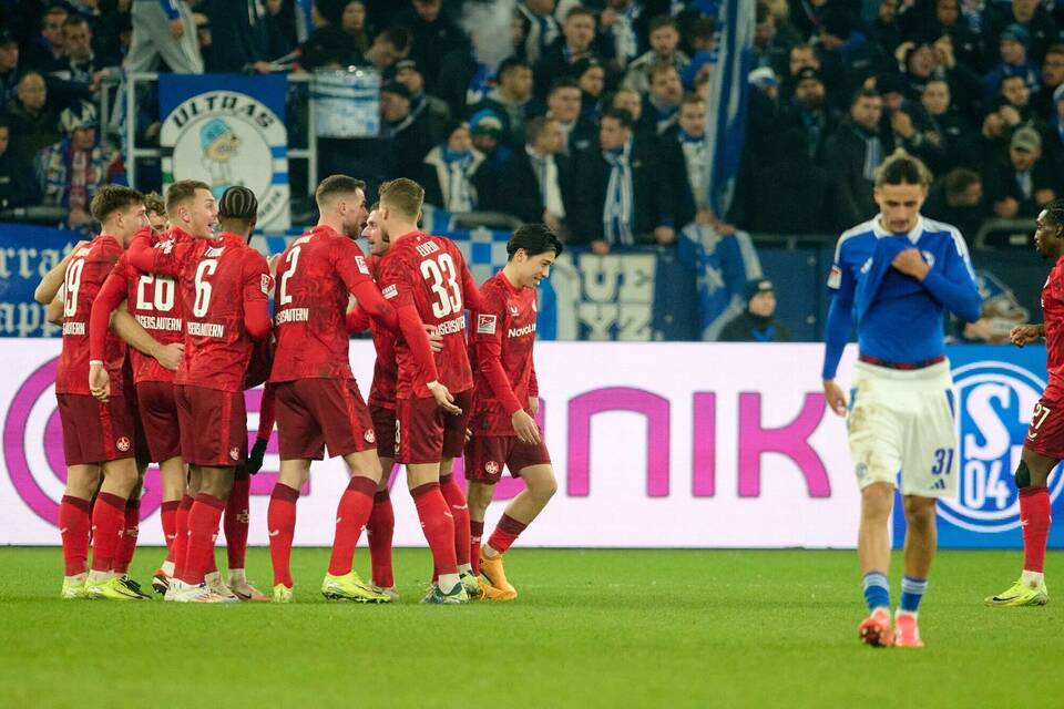 FC Schalke 04 - 1. FC Kaiserslautern FC Schalke 04 - 1. FC Kaiserslautern