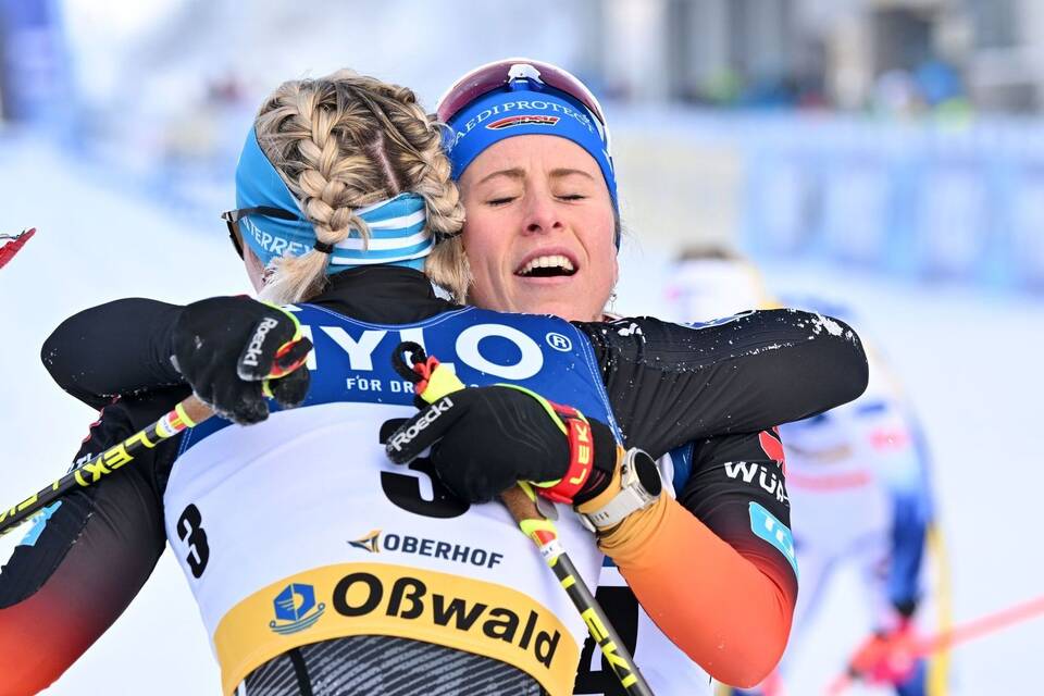 Katharina Hennig (r) und Victoria Carl