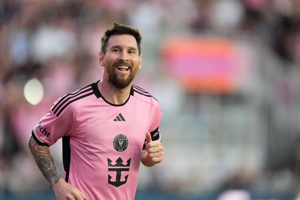 Lionel Messi Lionel Messi