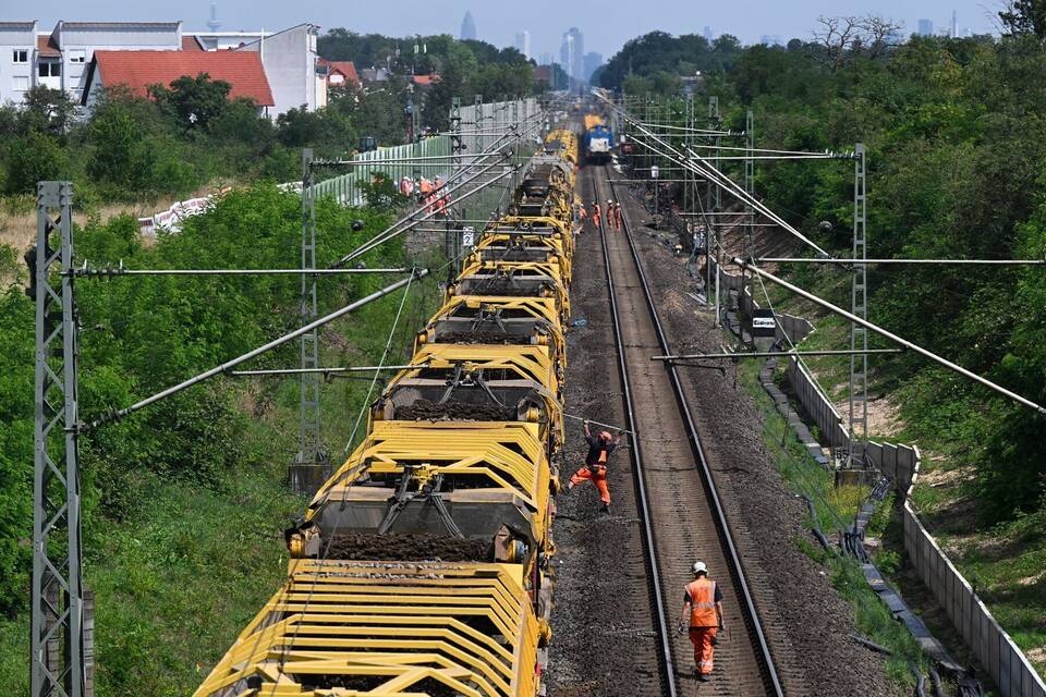 Generalsanierung der Riedbahn Generalsanierung der Riedbahn