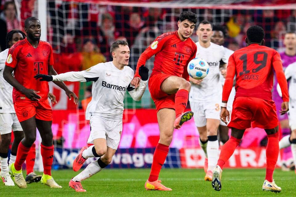 Bayer Leverkusen gegen Bayern München Bayer Leverkusen gegen Bayern München