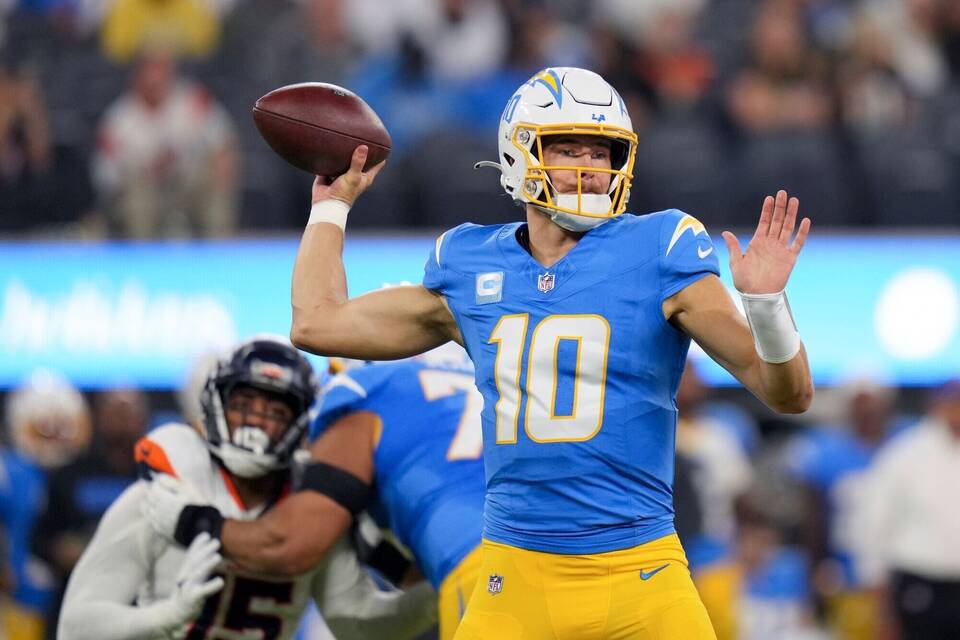 Los Angeles Chargers - Denver Broncos Los Angeles Chargers - Denver Broncos