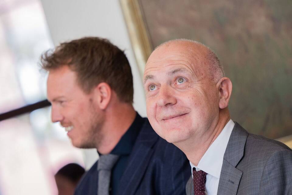 Vor der Fußball-EM - DFB-Delegation besucht Düsseldorf Vor der Fußball-EM - DFB-Delegation besucht Düsseldorf