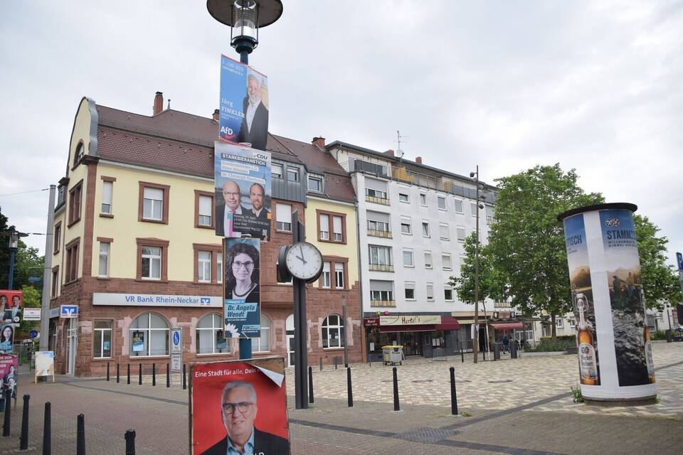AfD-Gemeinderatskandidat in Mannheim mit Messer attackiert AfD-Gemeinderatskandidat in Mannheim mit Messer attackiert