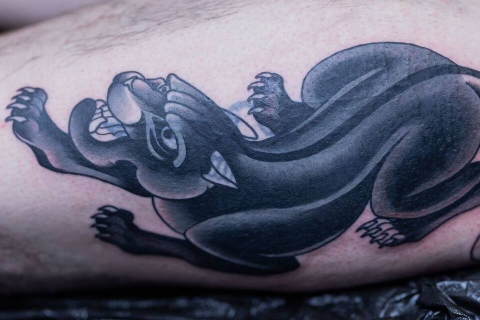 Cover-Up Tattoo für rechtsextreme Tattoos