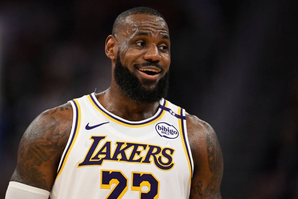 LeBron James LeBron James
